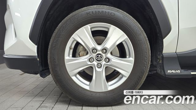 Toyota RAV4 из Кореи Encar