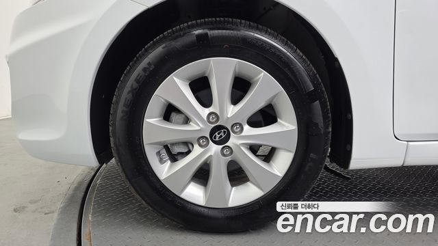 Hyundai Accent из Кореи Encar