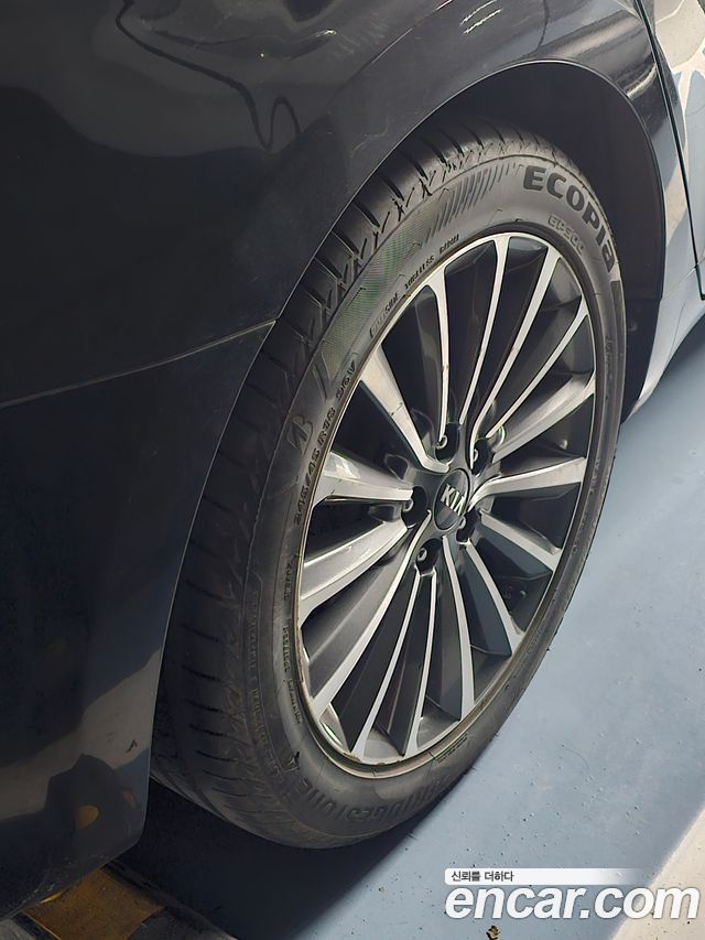 Kia K7 из Кореи Encar