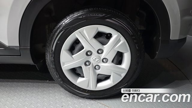 Hyundai Venue из Кореи Encar