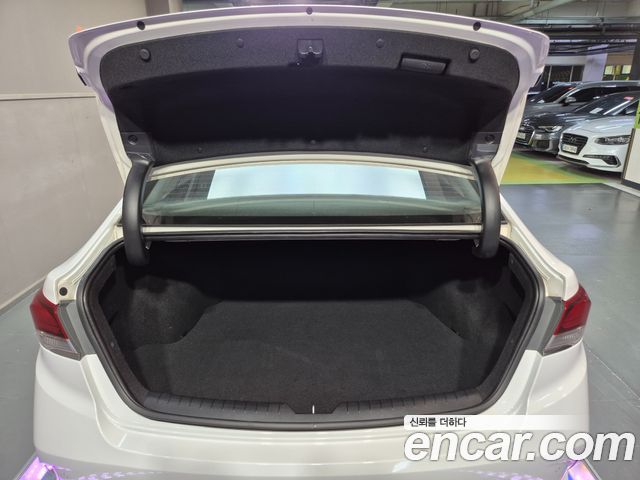 Hyundai Sonata 2.0 Style — пробег 42 400 км — фото 5 из 5