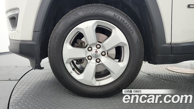 Jeep Compass 2.4 Limitied AWD — пробег 29 084 км — фото 5 из 5