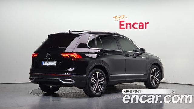 Volkswagen Tiguan 2.0 TDI Prestige — пробег 20 923 км — фото 2 из 5