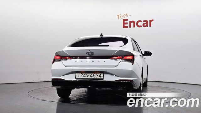 Hyundai AVANTE из Кореи Encar