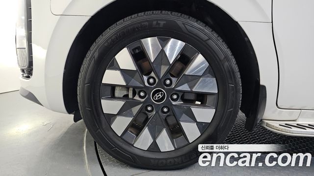 Hyundai Staria из Кореи Encar