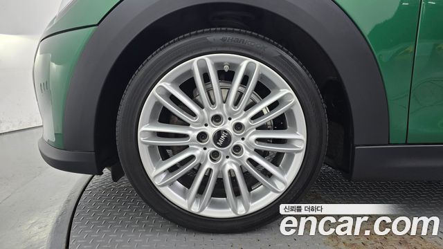 Mini Cooper Classic Third Generation — пробег 48 615 км — фото 5 из 5