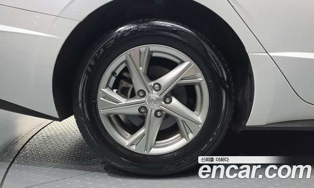 Hyundai Sonata 2.0 Premium — пробег 104 748 км — фото 5 из 5
