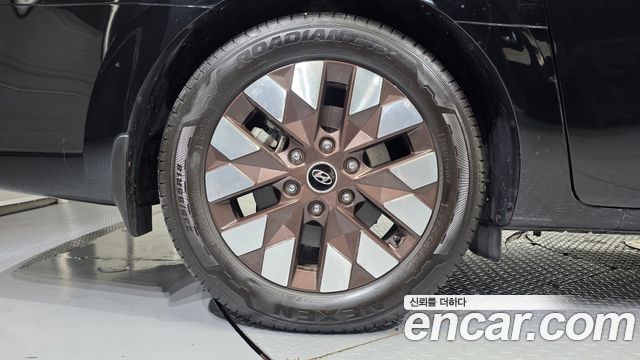 Hyundai Staria из Кореи Encar