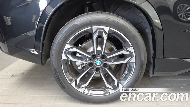 BMW X1 xDrive 20i M Sport — пробег 5 341 км — фото 5 из 5