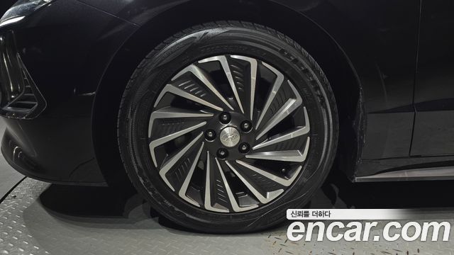 Hyundai Sonata Premium Plus — пробег 80 832 км — фото 5 из 5
