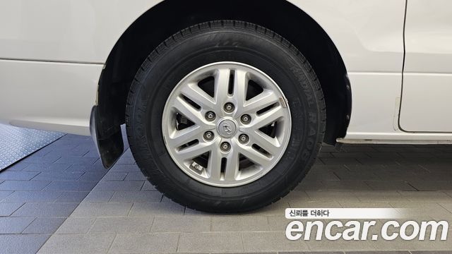Hyundai Starex 11-Seater Wagon Modern — пробег 58 829 км — фото 5 из 5