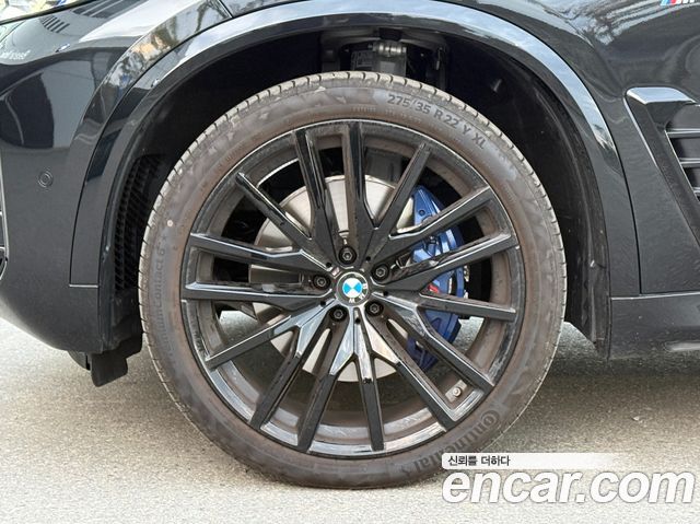BMW X5 xDrive 40i M Sport Pro Special Edition — пробег 4 000 км — фото 5 из 5