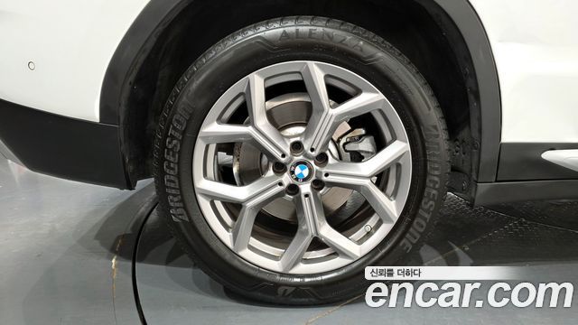 BMW X3 xDrive 20i — пробег 52 428 км — фото 5 из 5