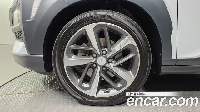 Hyundai Kona из Кореи Encar