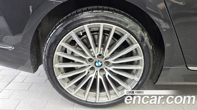 BMW 7-Series из Кореи Encar