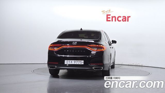 Hyundai Grandeur из Кореи Encar