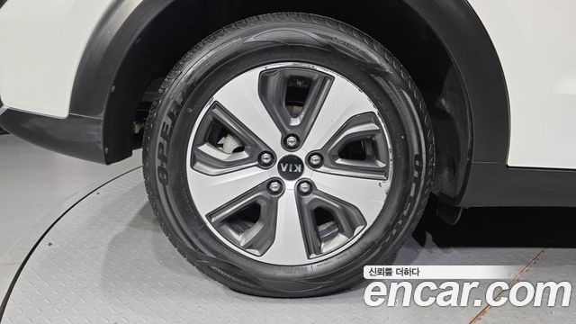 Kia Niro из Кореи Encar