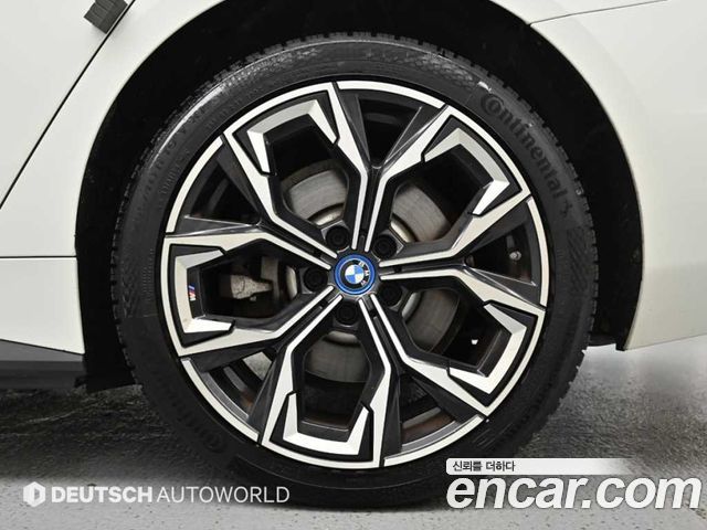 BMW i4 eDrive40 M Sports — пробег 94 923 км — фото 5 из 5