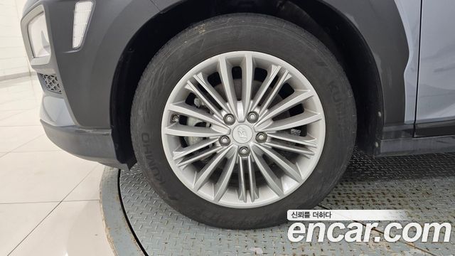 Hyundai Kona из Кореи Encar