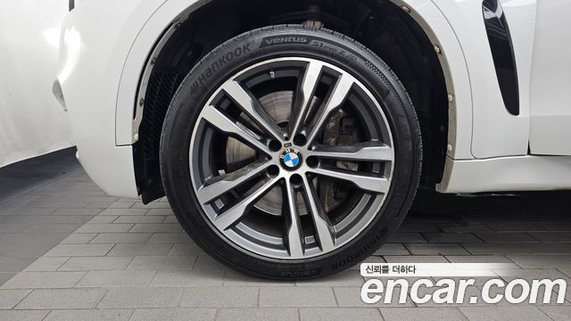 BMW X6 M50d — пробег 117 901 км — фото 5 из 5