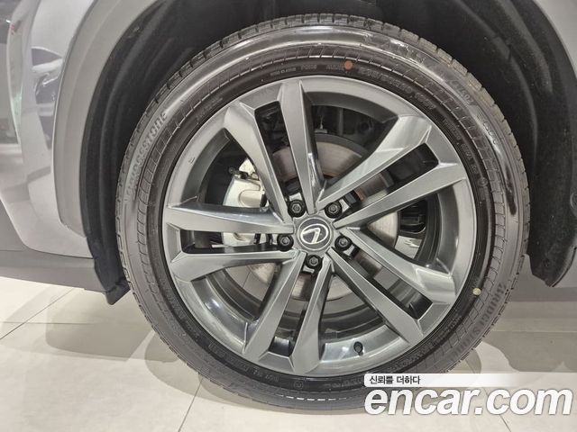 Lexus NX из Кореи Encar