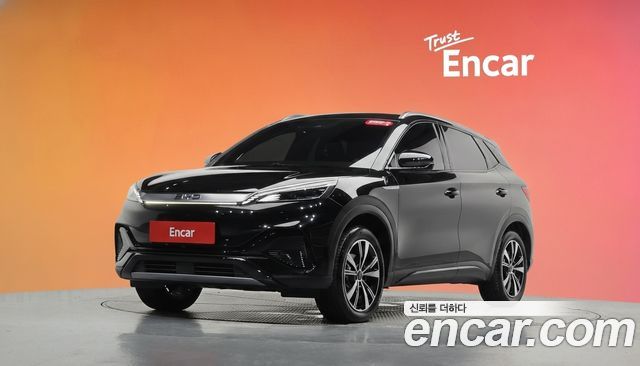 BYD Atto 3 Basic — пробег 2 766 км — фото 1 из 5