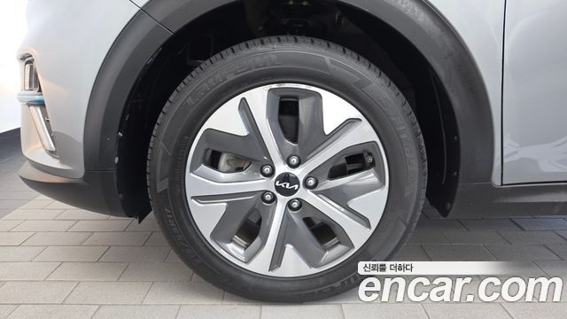 Kia Niro Prestige — пробег 55 597 км — фото 5 из 5