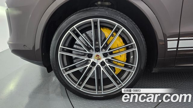 Porsche Cayenne 4.0 Turbo — пробег 46 486 км — фото 5 из 5