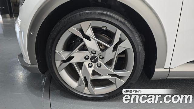 Genesis GV60 Performance AWD — пробег 56 952 км — фото 5 из 5