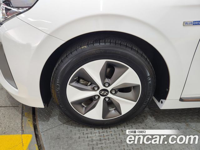 Hyundai Ioniq из Кореи Encar