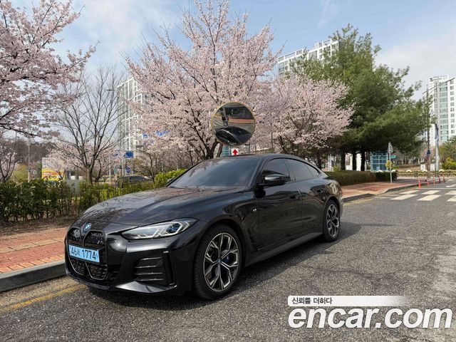 BMW i4 eDrive40 M Sports Pro — пробег 40 500 км — фото 1 из 5