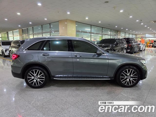 Mercedes-Benz GLC-Class GLC300 4MATIC — пробег 75 101 км — фото 5 из 5