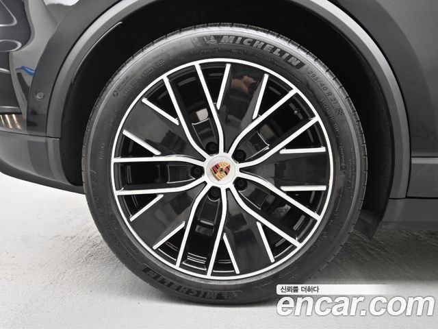 Porsche Macan из Кореи Encar