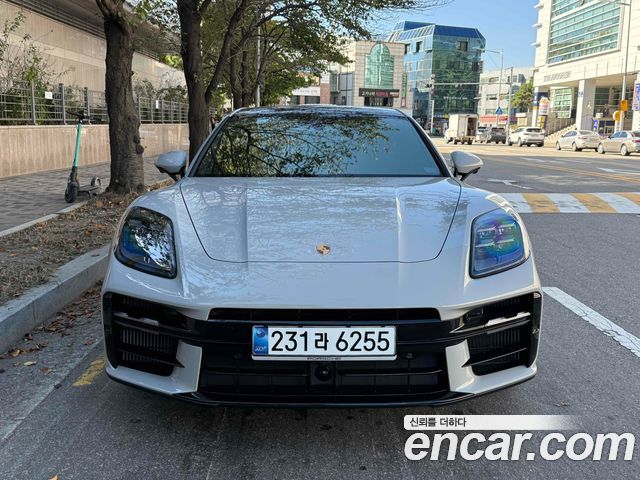 Porsche Panamera 2.9 AWD — пробег 14 800 км — фото 1 из 5