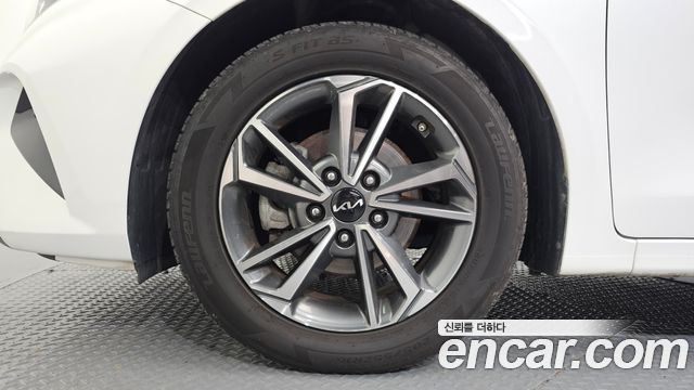 Kia K3 из Кореи Encar