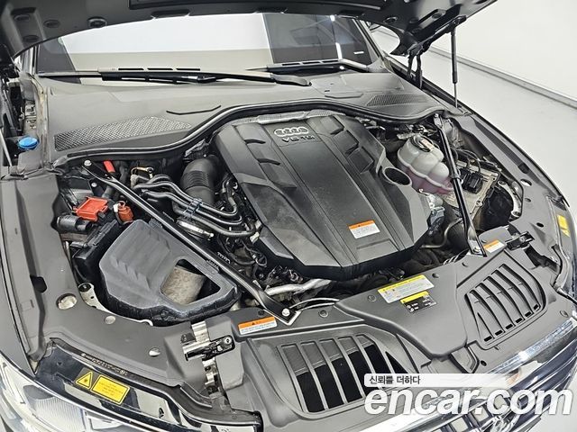 Audi A8 50 TDI Quattro — пробег 85 140 км — фото 5 из 5