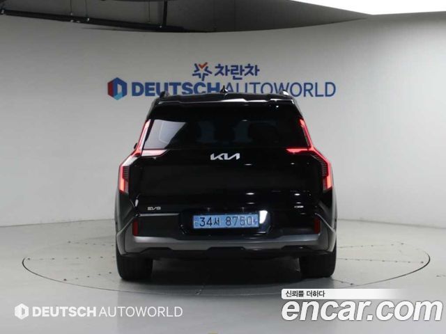 Kia EV9 Long Range 4WD GT Line — пробег 86 187 км — фото 5 из 5
