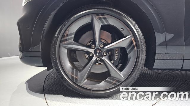 Genesis GV70 из Кореи Encar