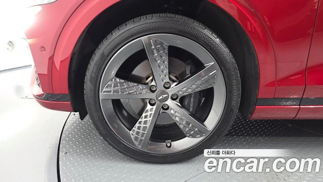 Genesis GV70 из Кореи Encar
