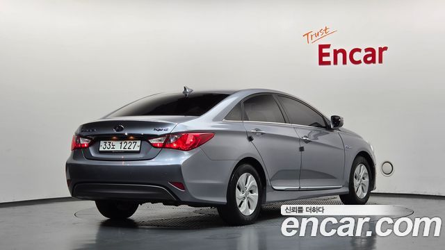 Hyundai Sonata 2.0 Smart — пробег 123 360 км — фото 2 из 5