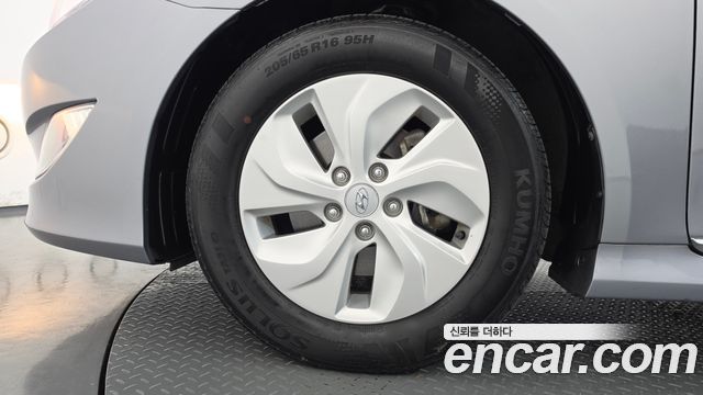 Hyundai Sonata 2.0 Smart — пробег 123 360 км — фото 5 из 5
