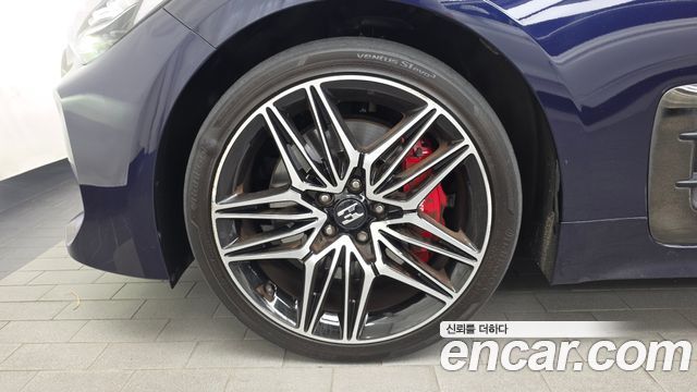 Kia Stinger из Кореи Encar