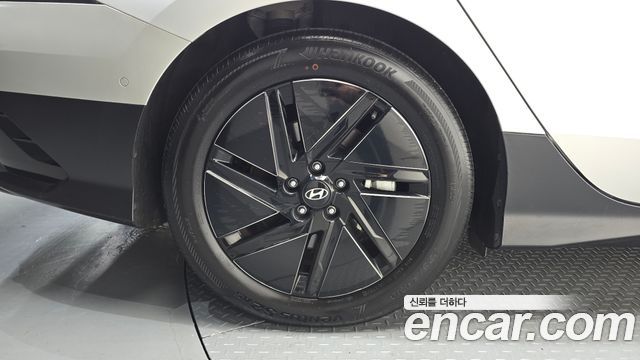 Hyundai Ioniq6 Long Range Prestige — пробег 22 561 км — фото 5 из 5