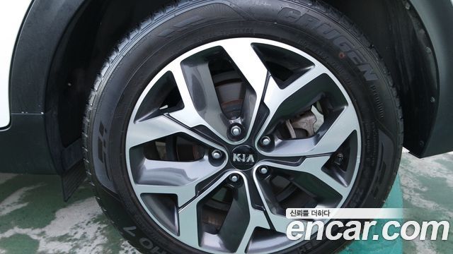Kia Sportage из Кореи Encar