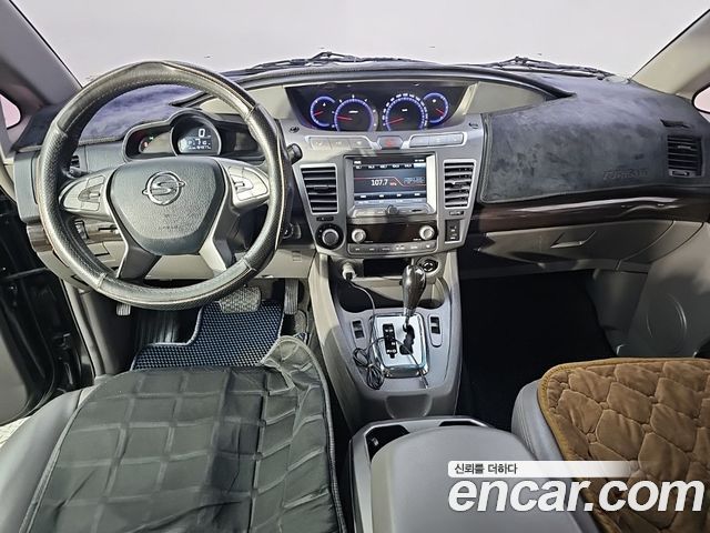 Ssangyong KORANDO 4WD RX 9-seater — пробег 164 000 км — фото 5 из 5