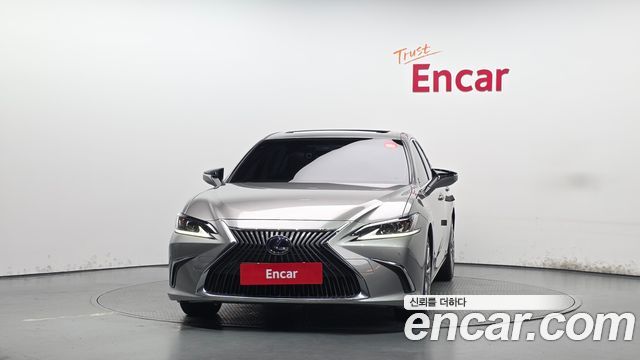Lexus ES Luxury Plus — пробег 153 535 км — фото 3 из 5