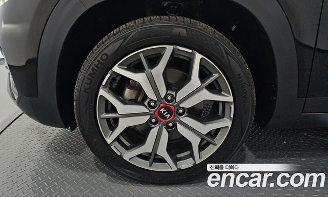 Kia Seltos из Кореи Encar