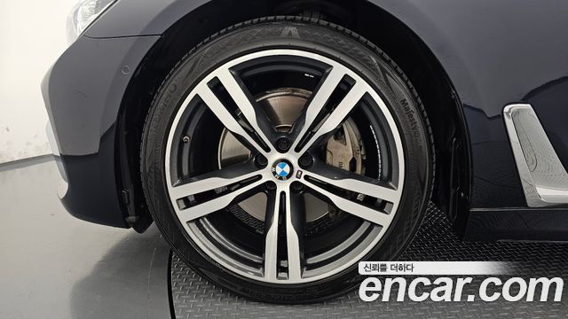 BMW 7-Series из Кореи Encar