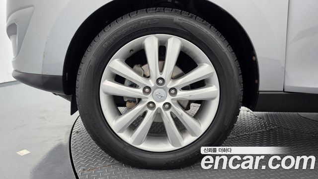 Hyundai Tucson Diesel 2WD LX20 Luxury — пробег 83 744 км — фото 5 из 5