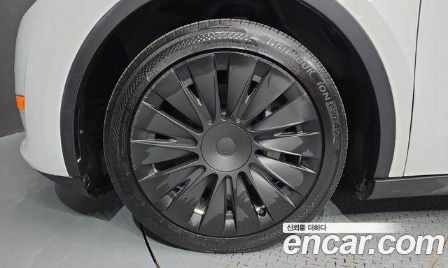 Tesla Model Y Long Range AWD — пробег 138 592 км — фото 5 из 5